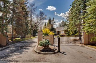Photo 1: 212 5555 Elbow Drive SW in Calgary: Windsor Park Row/Townhouse for sale : MLS®# A2129924