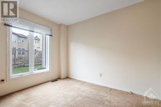 Photo 10: 17 PITTAWAY AVENUE in Ottawa: House for sale : MLS®# 1386742