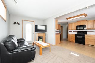 Photo 4: 1128 Fairfield Avenue in Winnipeg: House for sale : MLS®# 202304427