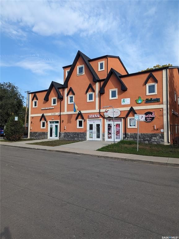 Main Photo: 10 1301 Idylwyld Drive North in Saskatoon: Mayfair Commercial for sale : MLS®# SK945375