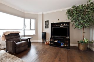 Photo 12: 1604 3190 GLADWIN Road in Abbotsford: Central Abbotsford Condo for sale in "Regency Park" : MLS®# R2771315