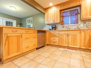 Photo 8: 5290 Metral Dr in NANAIMO: Na Pleasant Valley House for sale (Nanaimo)  : MLS®# 716119