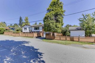 Photo 2: 7310 CATHERWOOD Street in Mission: Mission BC House for sale : MLS®# R2487299