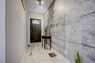 Photo 2: 6 Silver Avenue in Toronto: Roncesvalles House (2-Storey) for sale (Toronto W01)  : MLS®# W7309402
