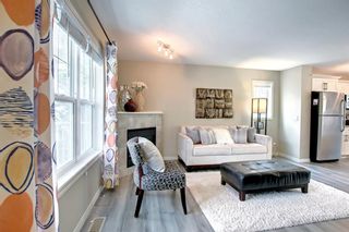 Photo 5: 429 Cranberry Park SE in Calgary: Cranston Row/Townhouse for sale : MLS®# A1220854