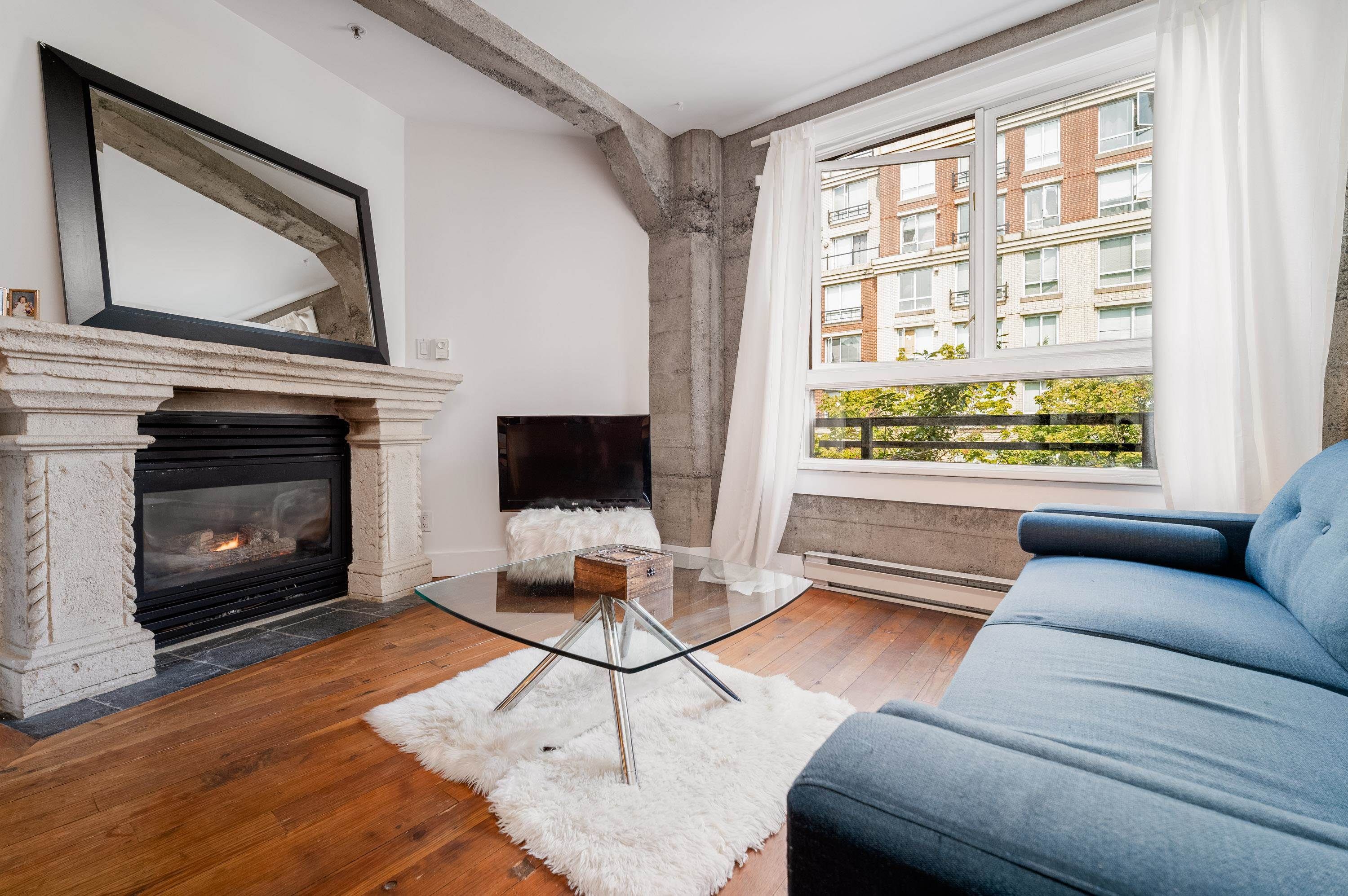 Main Photo: 302 1216 HOMER STREET in Vancouver: Yaletown Condo for sale (Vancouver West)  : MLS®# R2795554