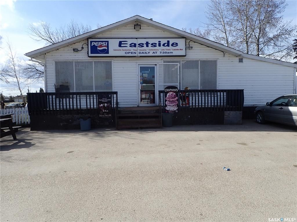 Main Photo: 601 3rd Street East in Meadow Lake: Commercial for sale : MLS®# SK890028