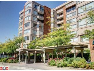 Photo 1: 402 15111 RUSSELL Avenue: White Rock Condo for sale in "Pacific Terrace" (South Surrey White Rock)  : MLS®# R2748122