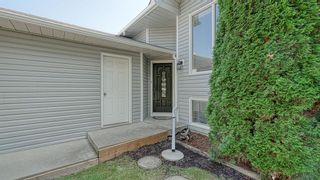 Photo 2: 89 Shawinigan Drive SW in Calgary: Shawnessy Detached for sale : MLS®# A1255166