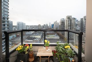 Photo 19: 1709 928 HOMER Street in Vancouver: Yaletown Condo for sale in "YALETOWN PARK 1" (Vancouver West)  : MLS®# R2633442