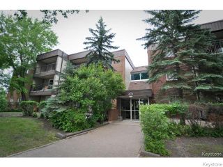 Photo 1: 476 Kenaston Boulevard in WINNIPEG: River Heights / Tuxedo / Linden Woods House for sale (South Winnipeg)  : MLS®# 1403509