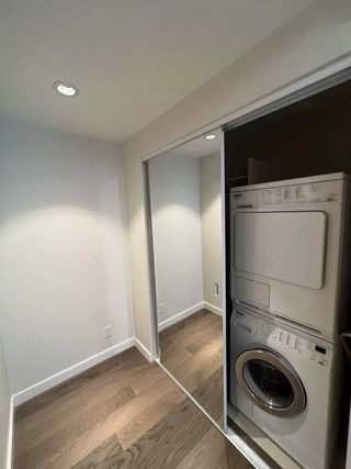 Photo 12: 505 8 Smithe Mews in Vancouver: Yaletown Condo for rent (Vancouver West) 
