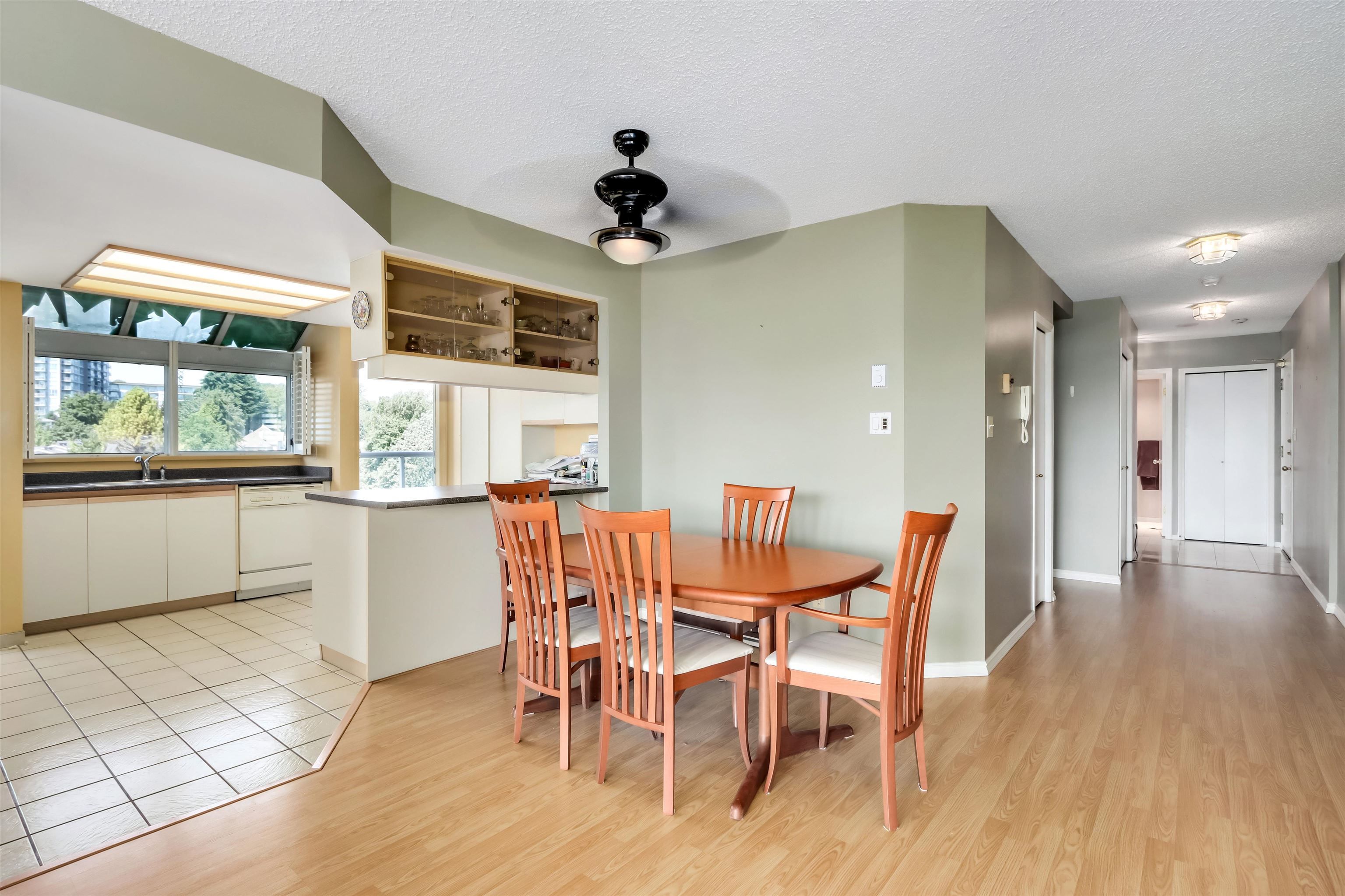 Photo 11: Photos: 1301 71 JAMIESON Court in New Westminster: Fraserview NW Condo for sale in "PALACE QUAY" : MLS®# R2713524