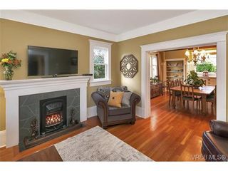 Photo 10: 123 Howe St in VICTORIA: Vi Fairfield West House for sale (Victoria)  : MLS®# 740114