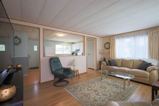 Photo 5: 84 951 Homewood Rd in Campbell River: CR Campbell River Central Manufactured Home for sale : MLS®# 934327