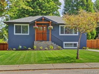 Photo 1: 3119 Somerset St in VICTORIA: Vi Mayfair House for sale (Victoria)  : MLS®# 732616