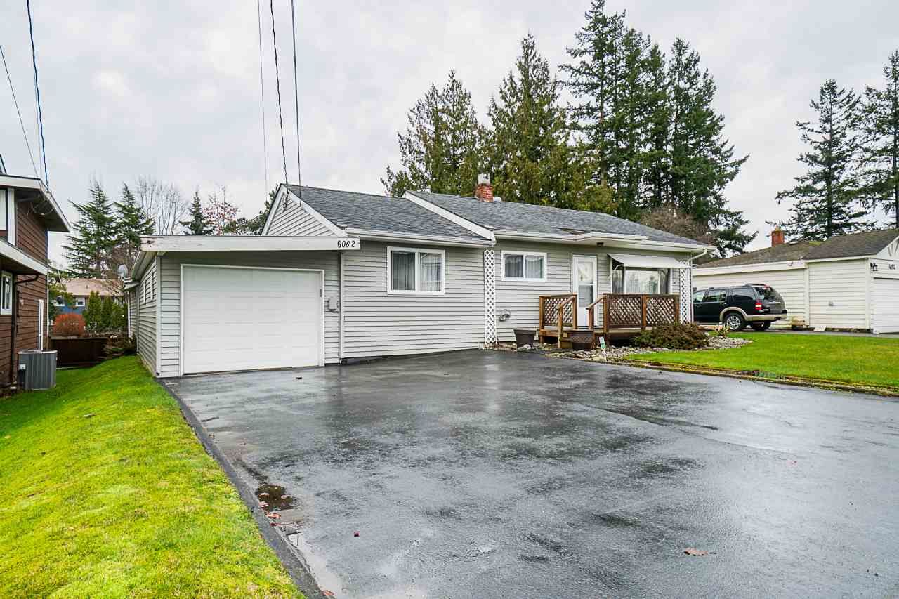 Main Photo: 6062 172 Street in Surrey: Cloverdale BC House for sale (Cloverdale)  : MLS®# R2541902