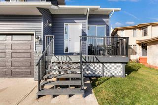 Photo 3: 131 Riverside Way SE in Calgary: Riverbend Detached for sale : MLS®# A2089804