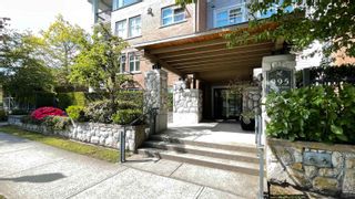 Photo 18: 406 995 W 59TH Avenue in Vancouver: South Cambie Condo for sale in "Churchill Gardens" (Vancouver West)  : MLS®# R2878798