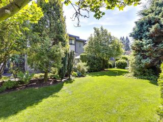 Photo 29: 1107 MONTROYAL Boulevard in North Vancouver: Canyon Heights NV Townhouse for sale in "Montroyal Village" : MLS®# R2780476