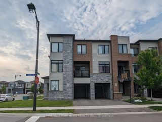 Photo 3: 258 Vivant Street in Newmarket: Woodland Hill House (3-Storey) for lease : MLS®# N8411002