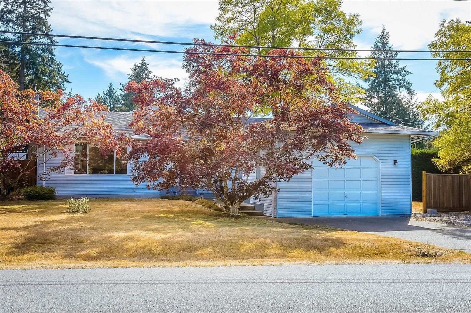Main Photo: 2190 Hurley Rd in Shawnigan Lake: ML Shawnigan House for sale (Malahat & Area)  : MLS®# 913680