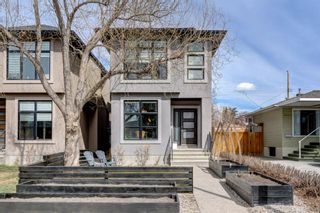 Photo 1: 3712 2 Avenue SW in Calgary: Spruce Cliff Detached for sale : MLS®# A1197975