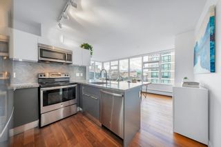 Photo 2: 705 188 KEEFER Street in Vancouver: Downtown VE Condo for sale in "188 Keefer" (Vancouver East)  : MLS®# R2776327