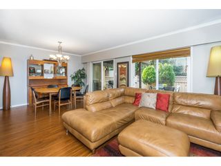 Photo 3: 13 3046 COAST MERIDIAN Road in Port Coquitlam: Birchland Manor Townhouse for sale in "WOODSIDE ESTATES" : MLS®# R2194202