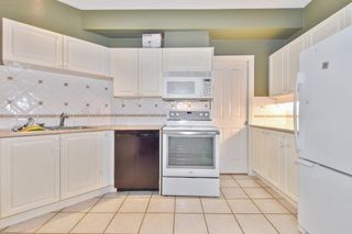 Photo 5: 307 34101 OLD YALE Road in Abbotsford: Central Abbotsford Condo for sale : MLS®# R2828893