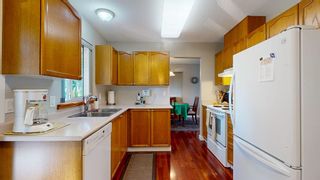 Photo 9: 5619 CURTIS Place in Sechelt: Sechelt District House for sale (Sunshine Coast)  : MLS®# R2828022