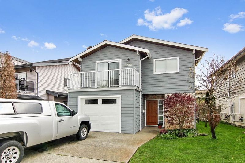 FEATURED LISTING: 3282 JERVIS Crescent Abbotsford