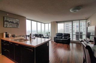 Photo 4: 1407 13688 100 Avenue in Surrey: Whalley Condo for sale in "Park Place One" (North Surrey)  : MLS®# R2499938
