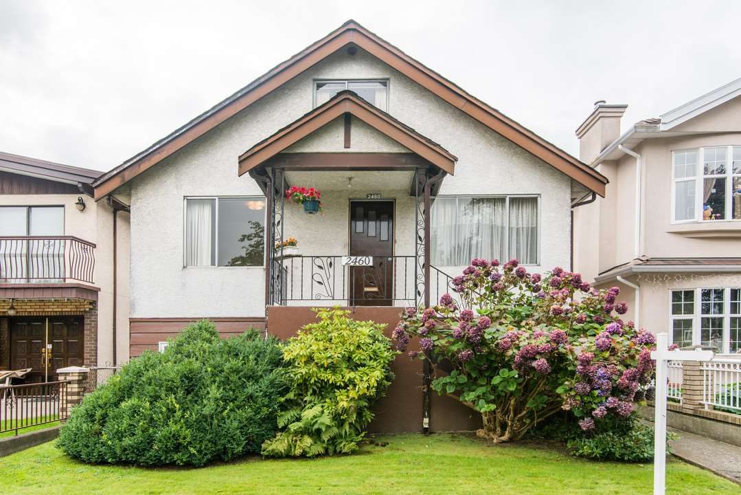 Main Photo: 2460 NAPIER Street in Vancouver: Renfrew VE House for sale (Vancouver East)  : MLS®# R2119733