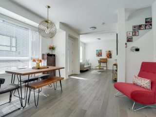 Photo 5: 5978 ST. GEORGE Street in Vancouver: Fraser VE Townhouse for sale in "Oliver" (Vancouver East)  : MLS®# R2691309