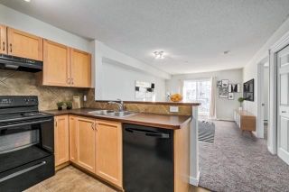 Photo 3: 8108 70 PANAMOUNT Drive NW in Calgary: Panorama Hills Apartment for sale : MLS®# C4299723