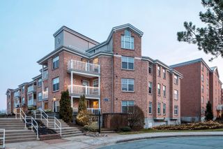 Photo 2: 304 40 Waterfront Drive in Bedford: 20-Bedford Residential for sale (Halifax-Dartmouth)  : MLS®# 202227822