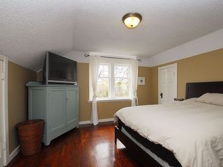 Photo 9: 1904 Leighton Rd in Victoria: Residential for sale : MLS®# 291379