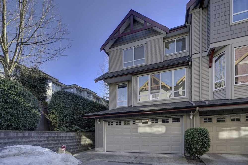 Main Photo: 22 16789 60 AVENUE in Cloverdale: Cloverdale BC Home for sale ()  : MLS®# R2343870