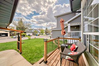 Photo 4: 169 Somerside Green SW in Calgary: Somerset Detached for sale : MLS®# A2133527