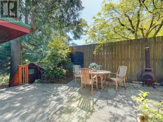 Photo 23: 4817 PROSPECT LAKE Rd in Saanich: House for sale : MLS®# 956557