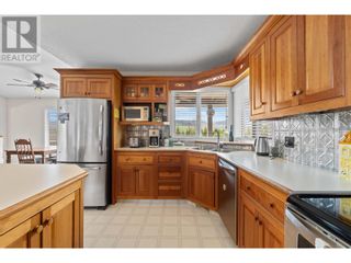Photo 14: 5320 Burton Road Westmount: Okanagan Shuswap Real Estate Listing: MLS®# 10312943
