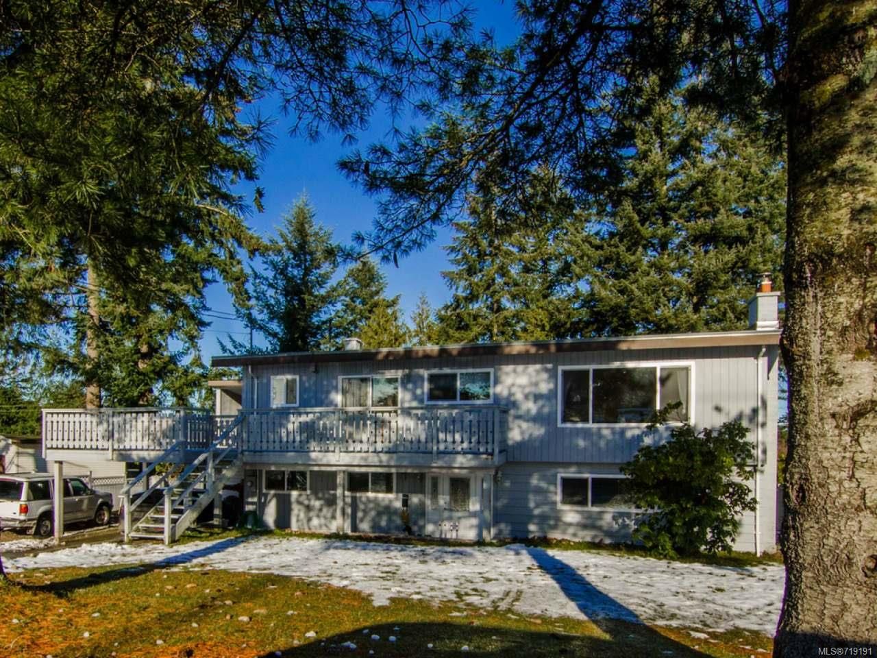 Main Photo: 542 Pinecrest Rd in CAMPBELL RIVER: CR Campbell River Central House for sale (Campbell River)  : MLS®# 719191