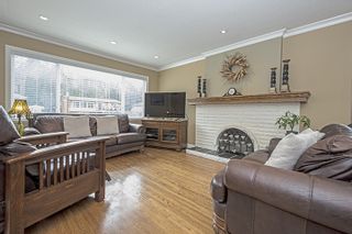 Photo 4: 682 WILMOT Street in Coquitlam: Central Coquitlam House for sale : MLS®# R2062598