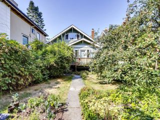 Photo 2: 4155 W 12TH Avenue in Vancouver: Point Grey House for sale (Vancouver West)  : MLS®# R2806203