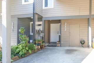 Photo 5: 253 BALMORAL Place in Port Moody: North Shore Pt Moody Townhouse for sale in "BALMORAL PLACE" : MLS®# R2728093