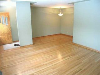 Photo 2:  in CALGARY: Capitol Hill Residential Attached for sale (Calgary)  : MLS®# C3163187