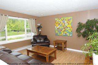 Photo 4: 68 SUNSET Drive in Kingston: 404-Kings County Residential for sale (Annapolis Valley)  : MLS®# 202107397