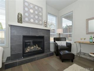 Photo 5: 742 Violet Ave in VICTORIA: SW Marigold Half Duplex for sale (Saanich West)  : MLS®# 692659