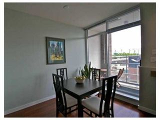 Photo 2: 308 2055 YUKON Street in Vancouver: Mount Pleasant VW Condo for sale in "MONTREAUX" (Vancouver West)  : MLS®# V833911